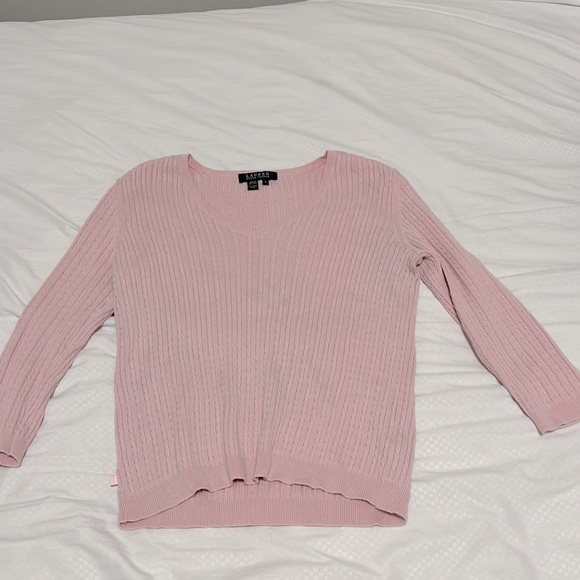 Sweater - Picture 1 of 2